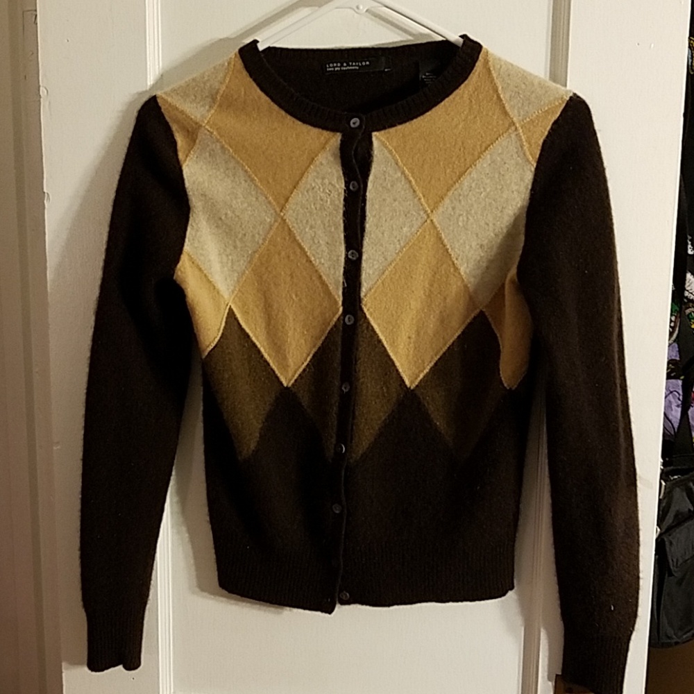 Lord and taylor cashmere sweater
